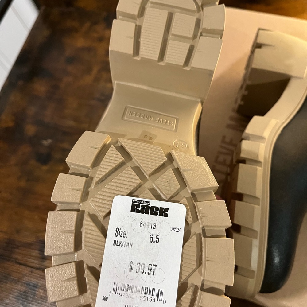 Black Chunky Steve Madden Boots - Picture 5 of 5